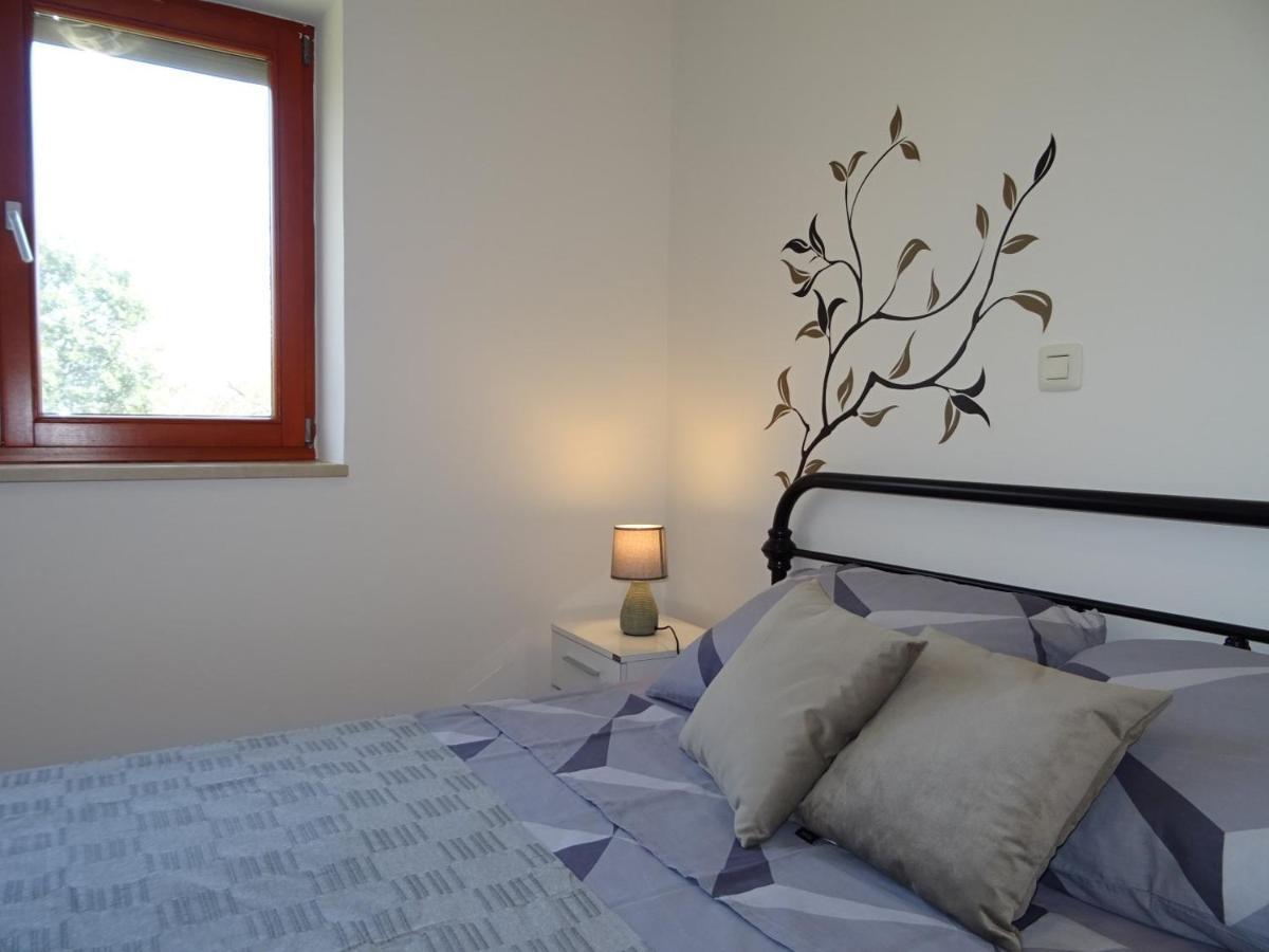 Apartment Erika Premantura Ngoại thất bức ảnh