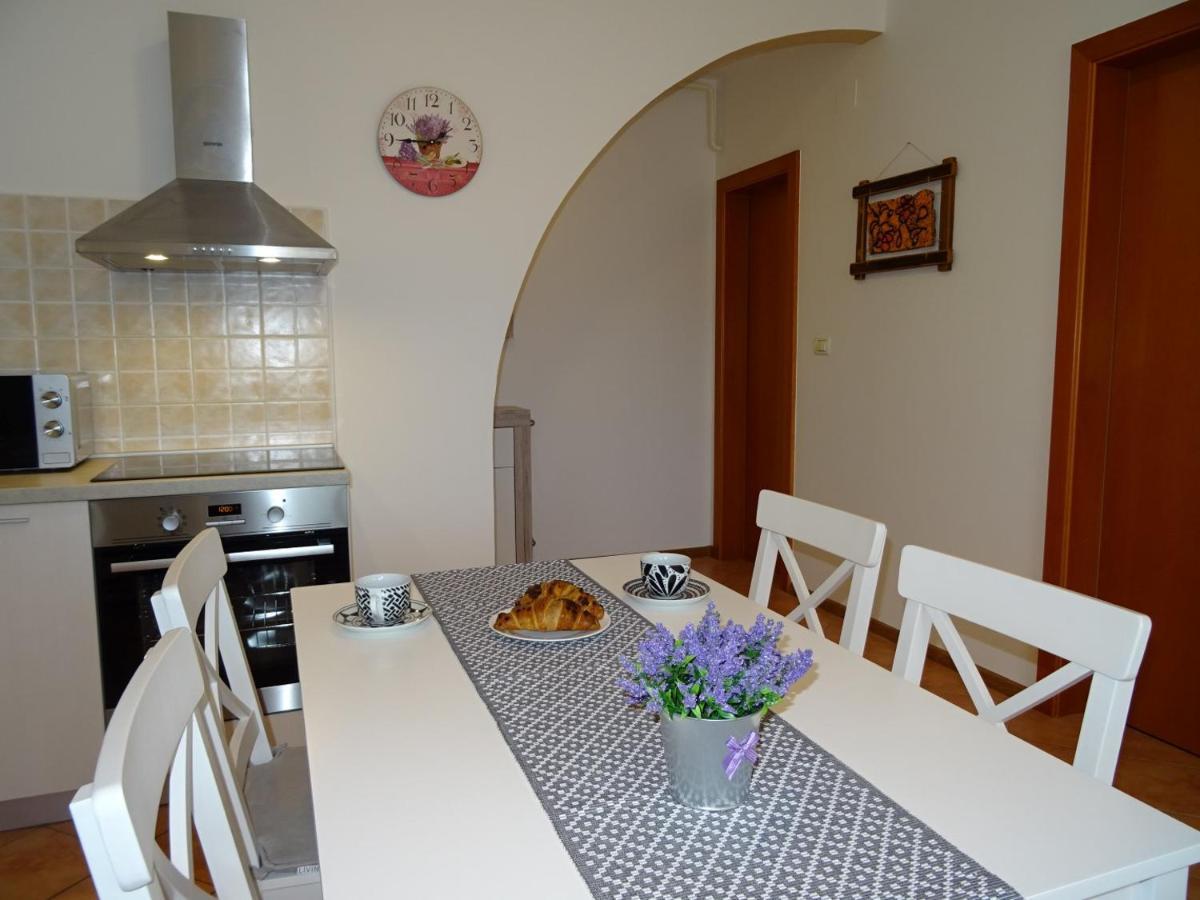 Apartment Erika Premantura Ngoại thất bức ảnh