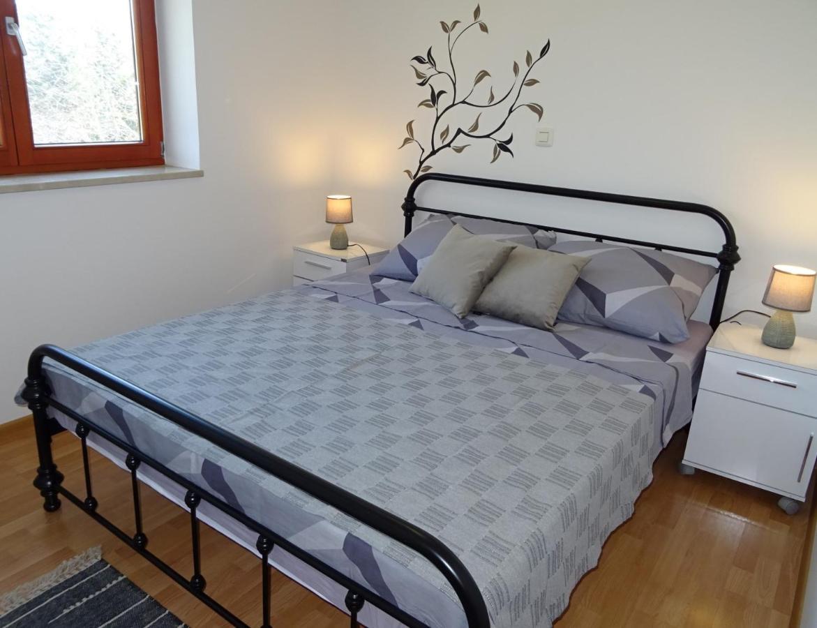 Apartment Erika Premantura Ngoại thất bức ảnh