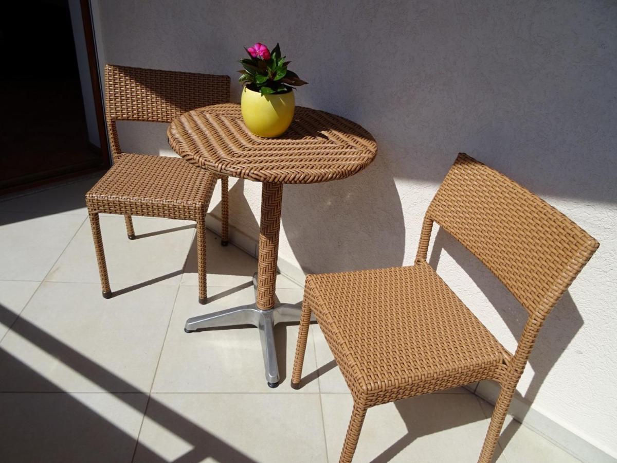 Apartment Erika Premantura Ngoại thất bức ảnh